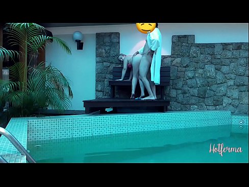❤️ 老板邀请女佣去泳池，却忍不住要来个热辣的 ❤️❌ Beautiful porn❌️❤